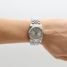 Carica l'immagine nel visualizzatore di Gallery, Rolex Datejust ref. 116234 Silver Circle Hours Dial - Jubilee Bracelet - Full Set