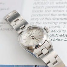 Load image into Gallery viewer, Rolex Oyster Perpetual ref. 67180 - Silver Dial - Oyster Bracelet