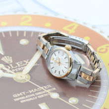 Załaduj obraz do przeglądarki galerii, Rolex Oyster Perpetual Lady Datejust ref. 6516 Silver Dial - Oyster