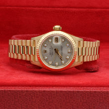 Carregar imagem no visualizador da galeria, Rolex Datejust Lady ref. 69178 Silver Diamonds Dial - President Gold Bracelet
