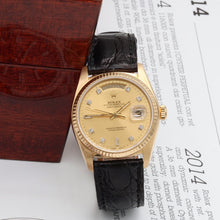 Carica l'immagine nel visualizzatore di Gallery, Rolex Day-Date ref. 18038 Champagne Diamonds Dial - Leather Strap