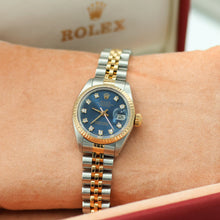Carica l'immagine nel visualizzatore di Gallery, Rolex Lady-Datejust ref. 6917 - Blue Diamonds dial - Jubilee bracelet