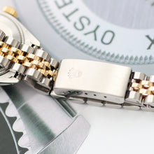 Carica l'immagine nel visualizzatore di Gallery, Rolex Lady-Datejust ref. 6917 - Blue Diamonds dial - Jubilee bracelet