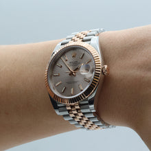 Load image into Gallery viewer, Rolex Datejust ref. 126331 Sundust Dial - Full set - Jubilee