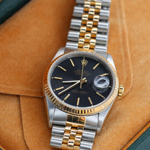 Load image into Gallery viewer, Rolex Datejust 36 ref. 16233 Black Tapestry dial - Jubilee Bracelet - Full Set