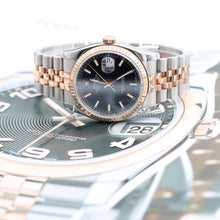 Załaduj obraz do przeglądarki galerii, Rolex Datejust 36 ref. 116231 Black Dial - Steel/Rose Gold Jubilee - Full Set
