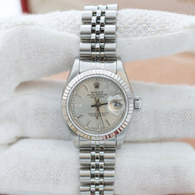Load image into Gallery viewer, ON SALE: Rolex Lady-Datejust ref. 69174 - Silver Circle Dial - Full Set