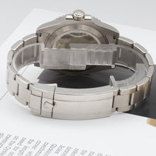 Afbeelding in Gallery-weergave laden, Rolex Submariner No Date 124060 - Black Dial - Full Set