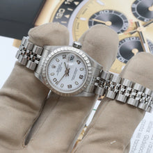 Carregar imagem no visualizador da galeria, Rolex Oyster Perpetual Lady Date ref. 79240 - White Arabic Dial - Jubilee Bracelet