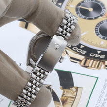 Carregar imagem no visualizador da galeria, Rolex Oyster Perpetual Lady Date ref. 79240 - White Arabic Dial - Jubilee Bracelet