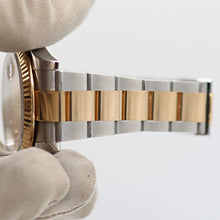 Carica l'immagine nel visualizzatore di Gallery, Rolex Datejust ref. 126333 Champagne Dial Oyster bracelet - Full Set