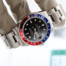 Load image into Gallery viewer, Rolex GMT Master II 16710 - Pepsi Bezel "Swiss Made" - Full Set