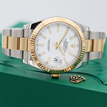 Carica l'immagine nel visualizzatore di Gallery, Rolex Datejust ref. 126333 White Dial Oyster bracelet - Full Set