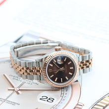 Załaduj obraz do przeglądarki galerii, Rolex Lady Datejust ref. 279171 - Chocolate Dial - Jubilee - Full Set
