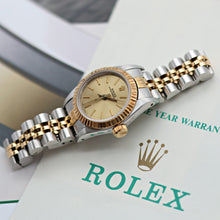 Charger l'image dans la galerie, Rolex Oyster Perpetual Lady 67193 - Champagne Dial - Jubilee - Full Set
