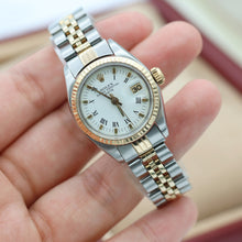 Załaduj obraz do przeglądarki galerii, Rolex Lady-Datejust ref. 6917 Steel and Gold White Roman Dial Jubilee Bracelet