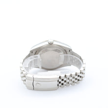 Załaduj obraz do przeglądarki galerii, Rolex Sky-Dweller ref. 336934 Green dial - Jubilee - Full Set