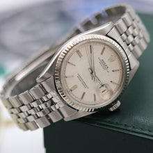 Bild in Galerie-Viewer laden, Rolex Datejust ref. 1601 - White Gold Bezel - Silver Linen Dial - Full Set
