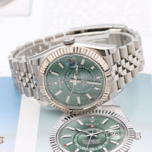 Załaduj obraz do przeglądarki galerii, Rolex Sky-Dweller ref. 336934 Green dial - Jubilee - Full Set
