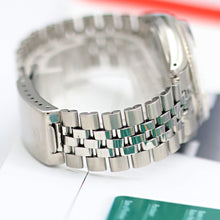 Bild in Galerie-Viewer laden, Rolex Datejust ref. 1601 - White Gold Bezel - Silver Linen Dial - Full Set