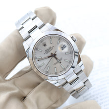 Cargar imagen en el visor de la galería, ON SALE: Rolex Datejust ref. 126300 Silver Dial Oyster bracelet - Full Set
