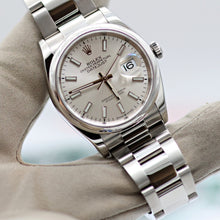 Załaduj obraz do przeglądarki galerii, Rolex Datejust 36 126200 Silver Dial Oyster bracelet