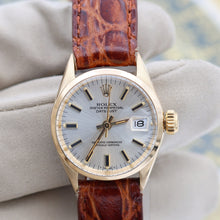 Załaduj obraz do przeglądarki galerii, Rolex Oyster Perpetual Lady Datejust ref. 6516 Silver Dial - Leather Srap