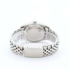 Carica l'immagine nel visualizzatore di Gallery, Rolex Datejust ref. 1601 - Champagne Dial Special Saudi - Jubilee Bracelet