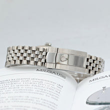 Załaduj obraz do przeglądarki galerii, Rolex Datejust ref. 126334 Blue Roman Dial Jubilee bracelet - Full Set
