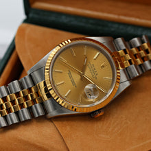Load image into Gallery viewer, Rolex Datejust 36 ref. 16233 Champagne dial - Jubilee Bracelet - Full Set