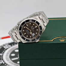 Load image into Gallery viewer, Rolex Submariner Date ref. 16610 "Swiss" - Oyster bracelet