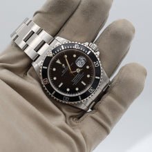 Load image into Gallery viewer, Rolex Submariner Date ref. 16610 "Swiss" - Oyster bracelet