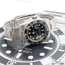 Carica l'immagine nel visualizzatore di Gallery, Rolex Submariner Date ref. 116610LN - Oyster Bracelet - Full Set