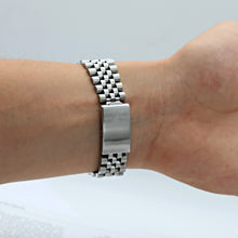 Załaduj obraz do przeglądarki galerii, Rolex Datejust ref. 1603 - Steel Bezel - Black dial - Jubilee Bracelet