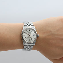 Load image into Gallery viewer, Rolex Datejust ref. 16014 - Silver dial - Jubilee Bracelet