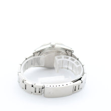 Załaduj obraz do przeglądarki galerii, Rolex Date ref. 15010 - Silver Dial Oyster Bracelet