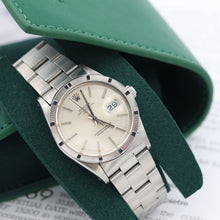 Załaduj obraz do przeglądarki galerii, Rolex Date ref. 15010 - Silver Dial Oyster Bracelet