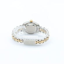 Bild in Galerie-Viewer laden, Rolex Lady-Datejust Ref. 6917 - Stahl und Gold - Silber mit goldenen Indizes Zifferblatt - Jubiläumsarmband