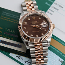 Cargar imagen en el visor de la galería, Rolex Datejust ref. 126331 Chocolate Diamonds dial Rose Gold / Steel - Oyster bracelet