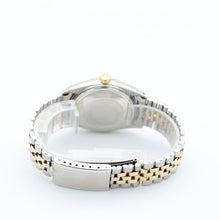 Załaduj obraz do przeglądarki galerii, Rolex Datejust ref. 1601 - Champagne Dial - Steel/Gold - Jubilee Bracelet