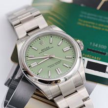Indlæs billede til gallerivisning Rolex Oyster Perpetual 134300 - Green "Pistachio" Dial - Full set