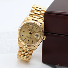 Load image into Gallery viewer, Rolex Day-Date 36 ref. 18038 - Champagne dial