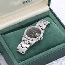 Załaduj obraz do przeglądarki galerii, Rolex Oyster Perpetual Date ref. 15210 Black dial - Full Set
