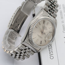 Indlæs billede til gallerivisning Rolex Datejust 36 ref. 16220 Silver Dial - Jubilee Bracelet