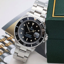 Indlæs billede til gallerivisning Rolex Submariner Date ref. 16610 "Swiss - T 25" - Oyster bracelet - Full Set