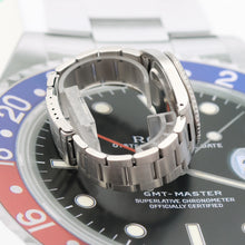 Carica l'immagine nel visualizzatore di Gallery, Rolex GMT-Master ref. 16700 - Black Bezel