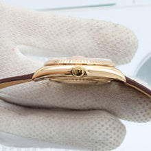 Indlæs billede til gallerivisning Rolex Day-Date ref. 18238 Champagne Diamonds Dial - Leather Strap