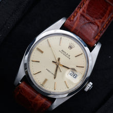 Cargar imagen en el visor de la galería, Rolex Precision ref. 6694 - Champagne Dial with Golden Indexes - Leather Strap
