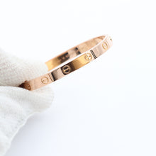 Załaduj obraz do przeglądarki galerii, Cartier Love Bracelet 750PG - 16 - with Box and Certificate + Screwdriver