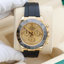 Carica l'immagine nel visualizzatore di Gallery, Rolex Daytona ref. 116518LN - Oysterflex - Champagne Dial with diamonds - Full Set